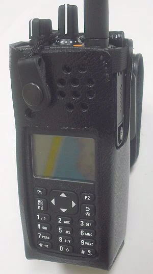 Motorola XPR 7350 Leather Swivel Case