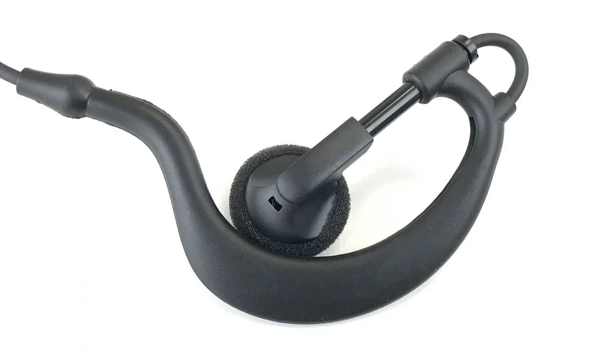 Harris P7100 Speaker Microphone and Over-the-Ear Earpiece Bundle - Image 4